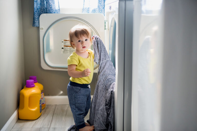 One simple way to keep your house clean daily with kids at home