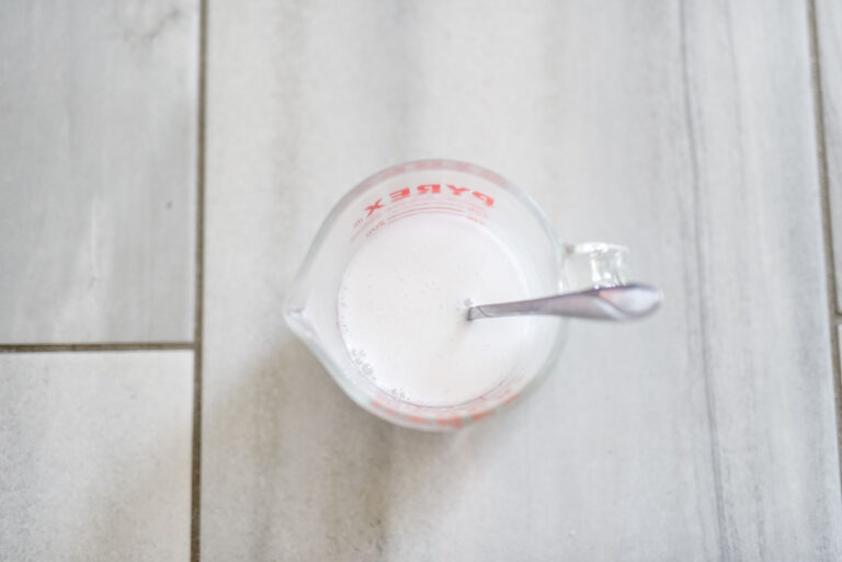 DIY Non-Toxic Grout cleaner that’s safe to use around kids